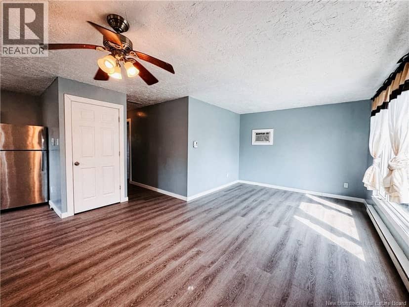 118 Cedar Street — photo 2 of 32