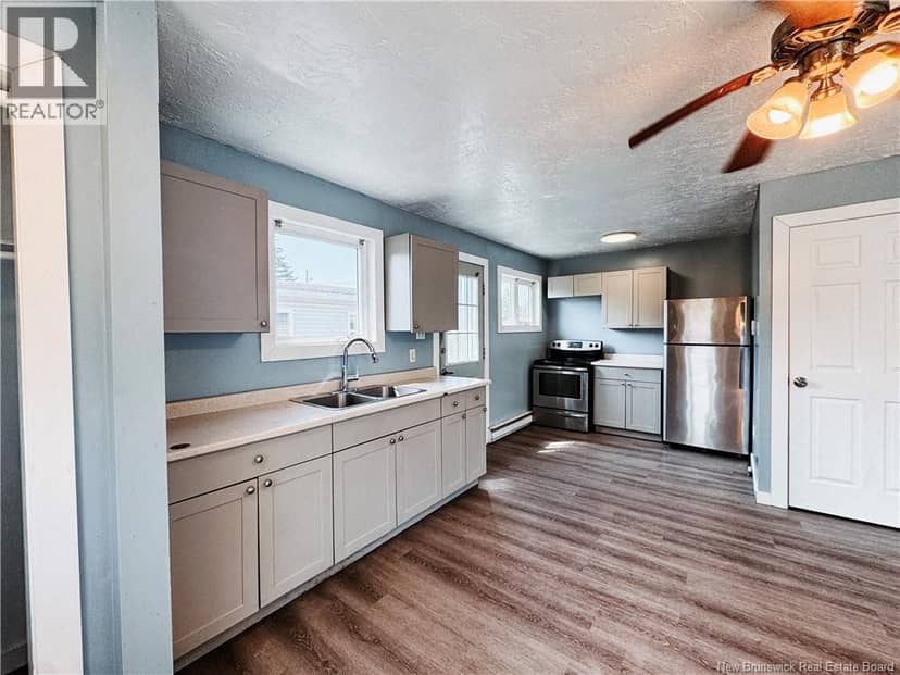 118 Cedar Street — photo 4 of 32