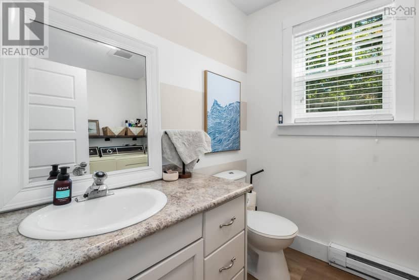 82 Hirtle Drive — photo 18 of 40