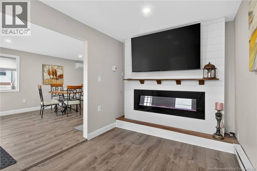 8 Nowlan Avenue — photo 6 of 40
