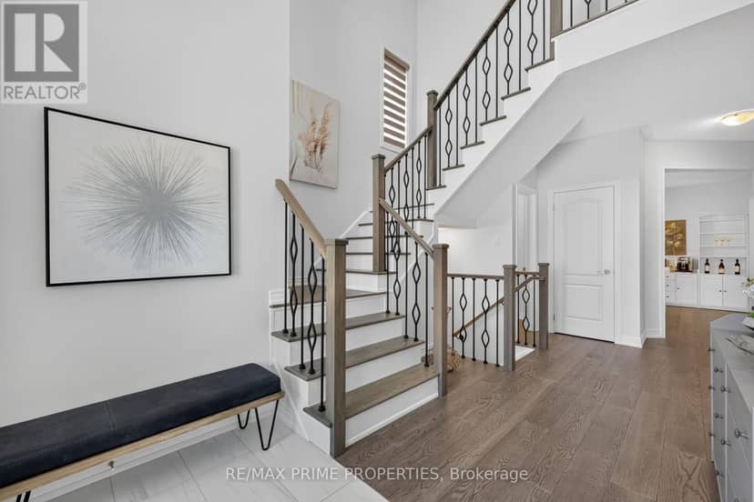 28 Frederick Taylor Way — photo 3 of 40