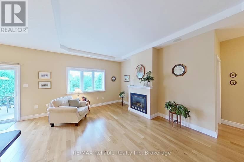 15 Bayfield Mews Lane — photo 14 of 40