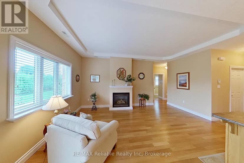 15 Bayfield Mews Lane — photo 23 of 40