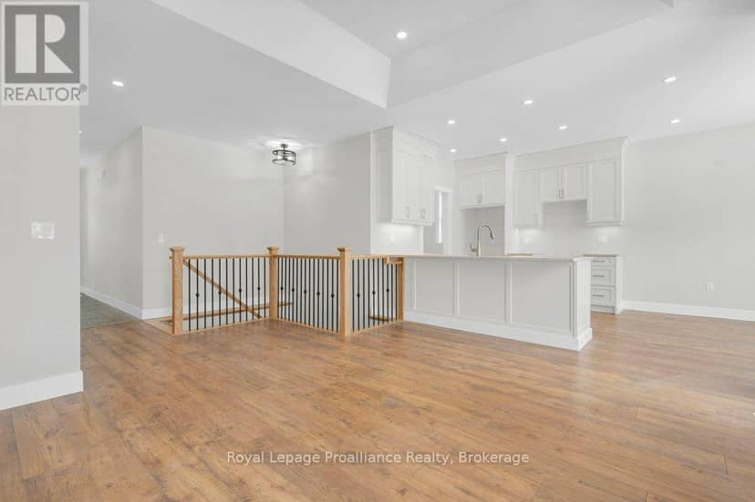 8 Dunmor Street — photo 12 of 40