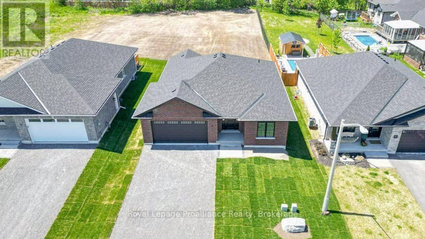 8 Dunmor Street — photo 37 of 40
