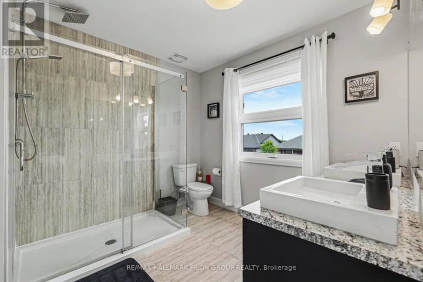 47 Nancy Street — photo 15 of 23