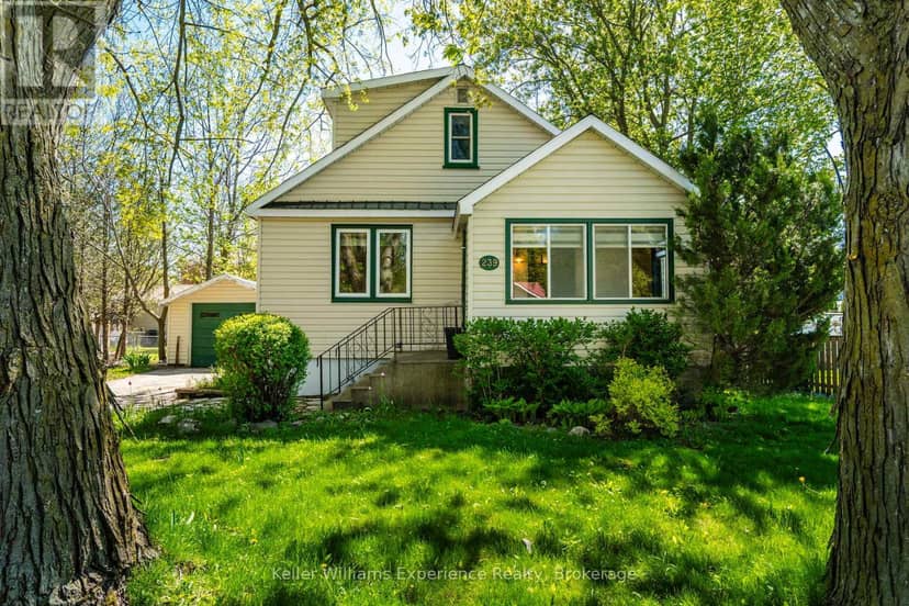 239 Oak Street — photo 3 of 40