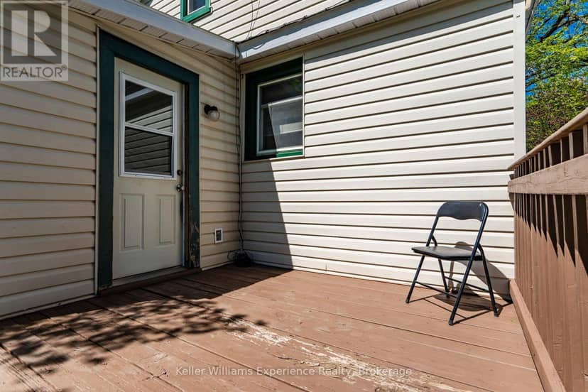 239 Oak Street — photo 35 of 40