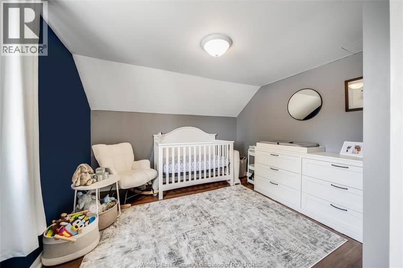 518 Arquette Avenue — photo 18 of 40
