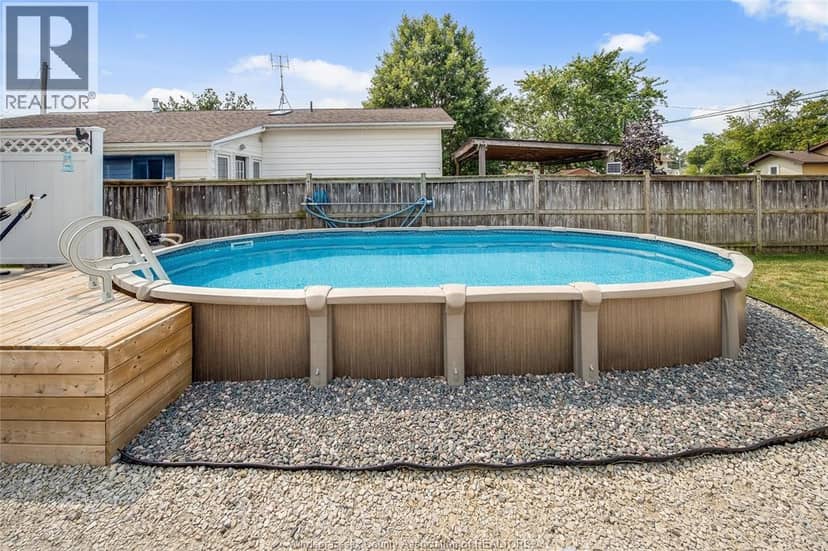 518 Arquette Avenue — photo 34 of 40