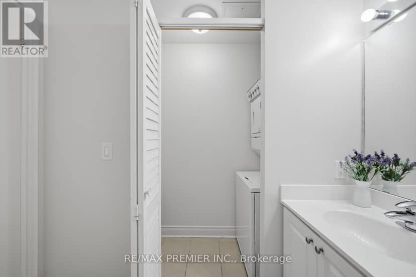 217 - 8201 Islington Avenue — photo 25 of 37
