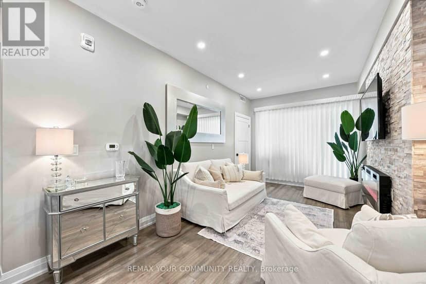 238 - 555 William Graham Drive — photo 10 of 39