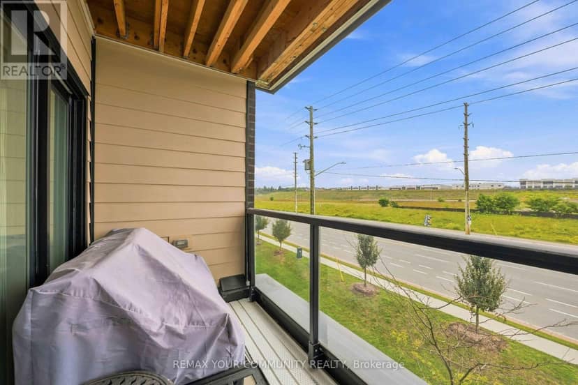 238 - 555 William Graham Drive — photo 37 of 39