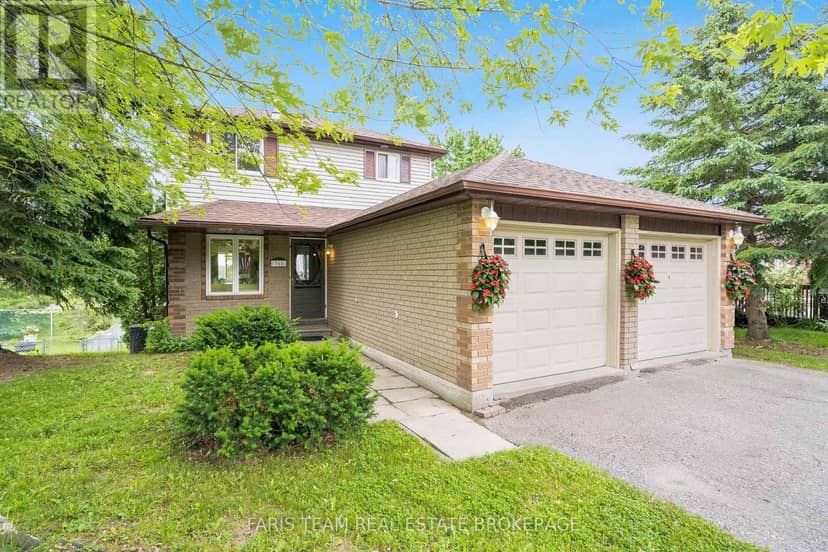 361 Galloway Boulevard — photo 2 of 40