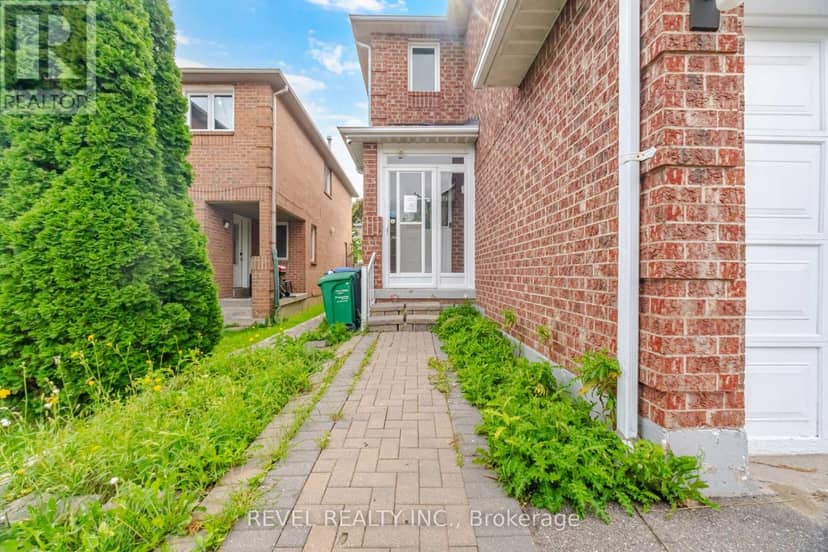 5633 Cortina Crescent — photo 4 of 38