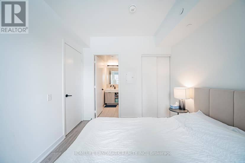 1703 - 108 Peter Street — photo 28 of 40