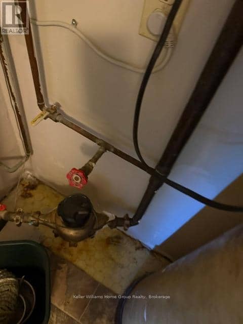 115 St George Street W — photo 10 of 25