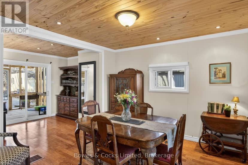 122 Maryland Drive — photo 20 of 40