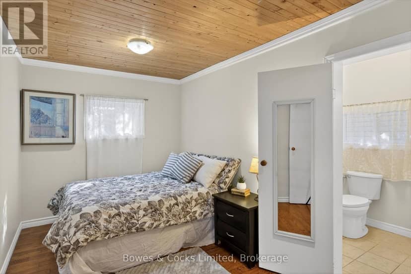 122 Maryland Drive — photo 24 of 40