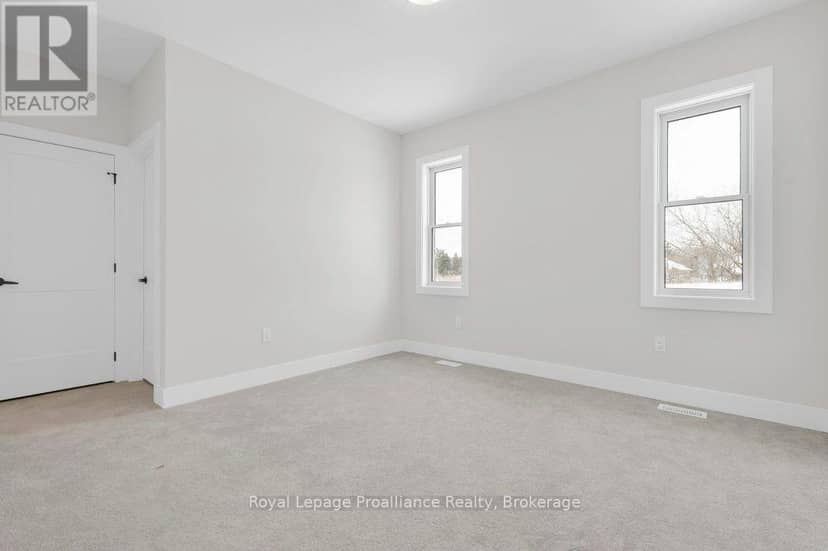 10 Dunmor Street — photo 22 of 40