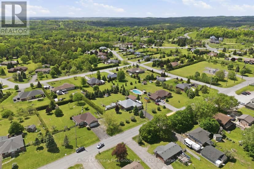 2518 Nagle Road, Hamilton Township