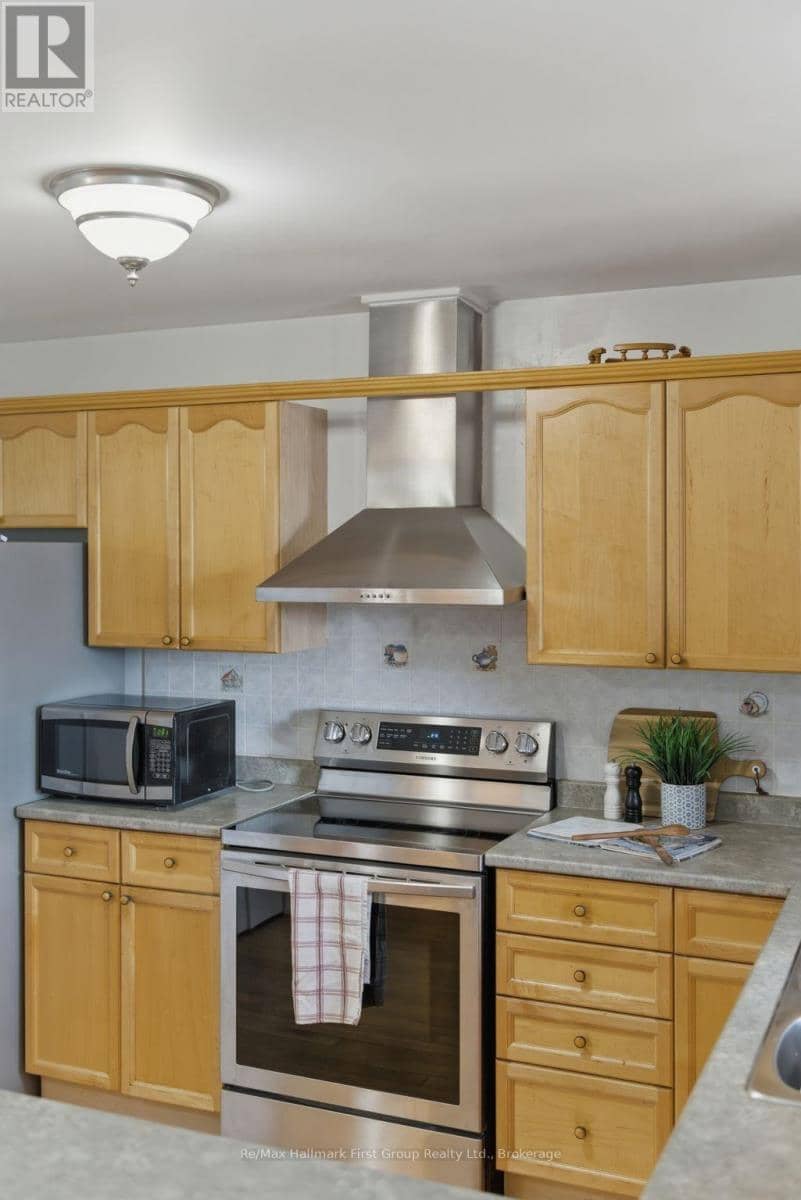 2518 Nagle Road — photo 11 of 40