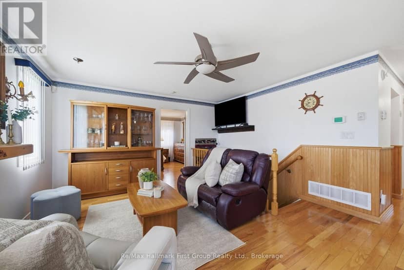 2518 Nagle Road — photo 17 of 40