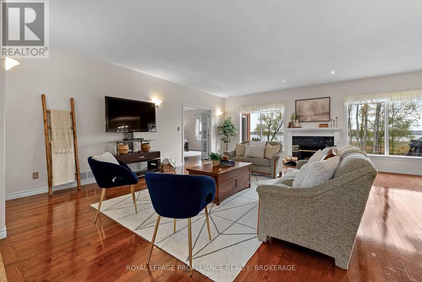 116 Schenk Street — photo 9 of 40