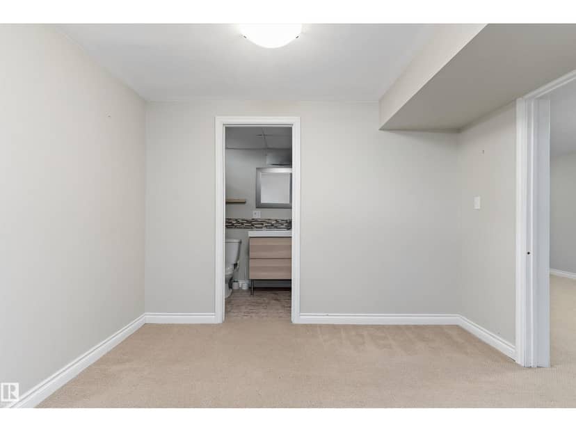 3839 117 ST NW — photo 30 of 40