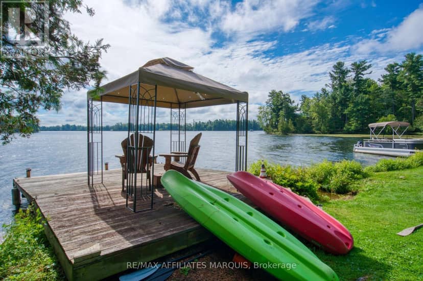 54 Thompson Lane, Rideau Lakes, photo 2