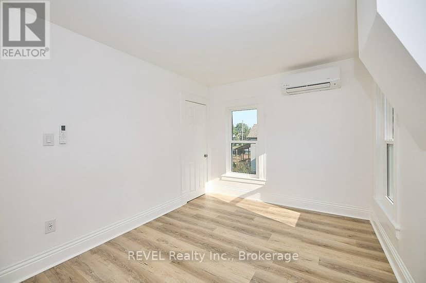 245 Stanton Street — photo 16 of 40