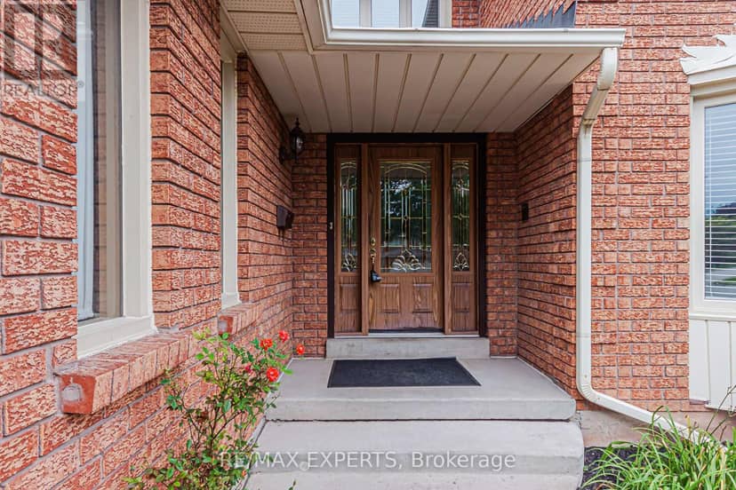 1343 Greenwood Crescent, Oakville, photo 3