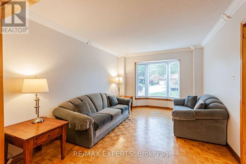 1343 Greenwood Crescent, Oakville, photo 5
