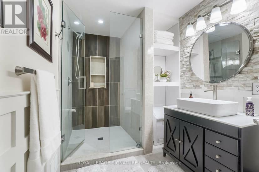16 Bairstow Crescent — photo 19 of 35