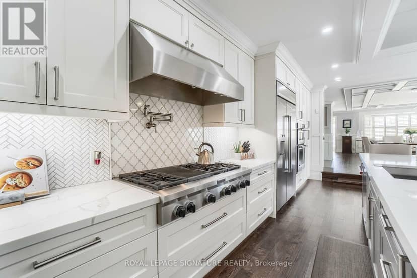 16 Bairstow Crescent — photo 8 of 35