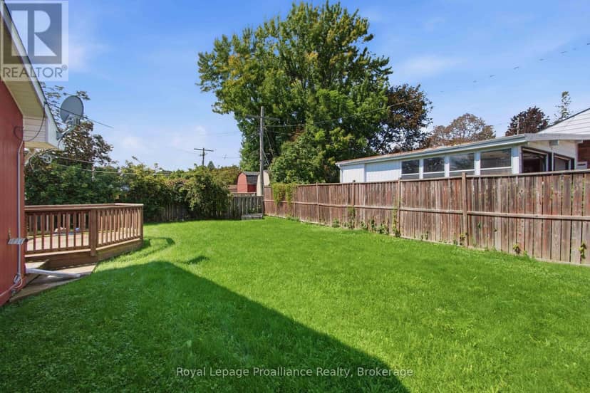 302 King Street — photo 24 of 26