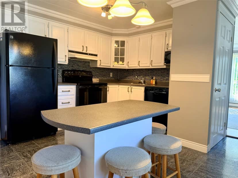 54 PREMIER Drive — photo 17 of 40