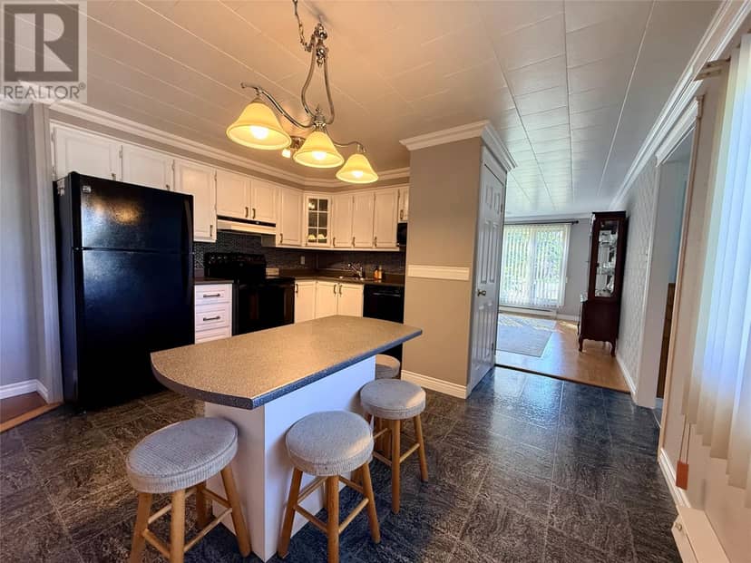 54 PREMIER Drive — photo 18 of 40