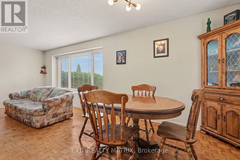 1887 Elmridge Drive — photo 8 of 32