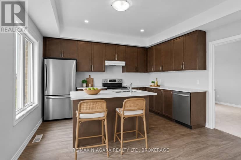 226 Wellandvale Drive — photo 11 of 27