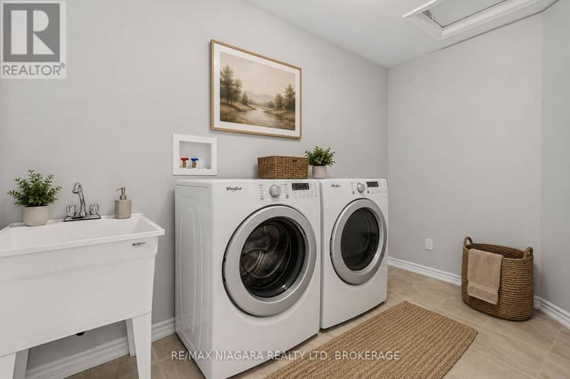 218 Wellandvale Road — photo 11 of 28