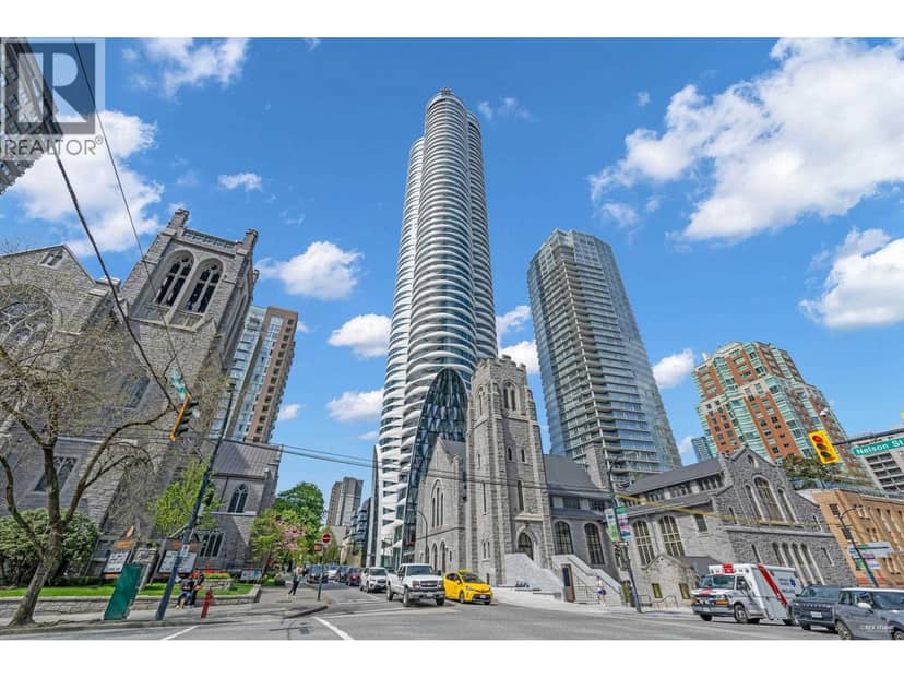 2207 1033 NELSON STREET, Vancouver