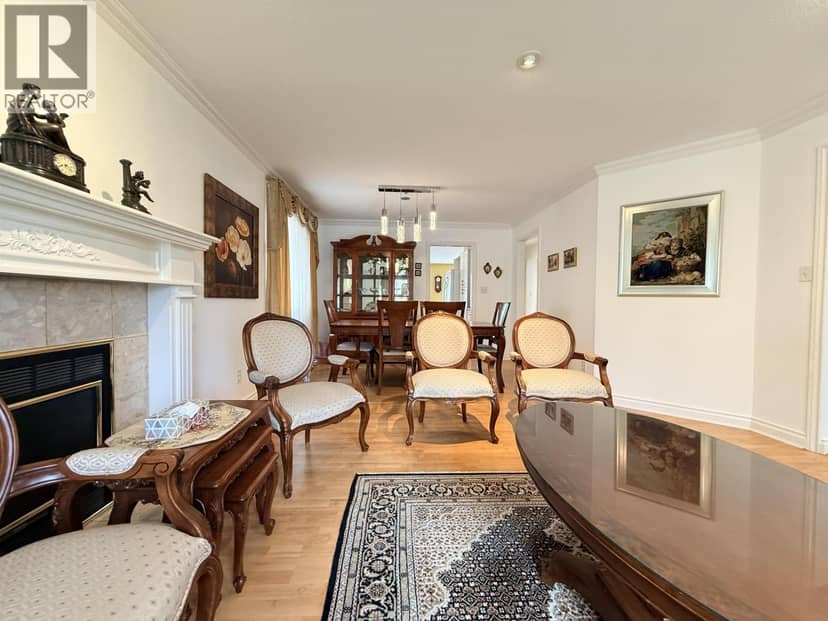 Main House 335 W 27TH STREET, North Vancouver, photo 3
