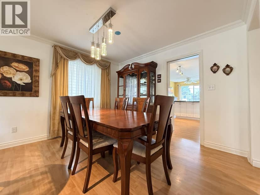 Main House 335 W 27TH STREET, North Vancouver, photo 4