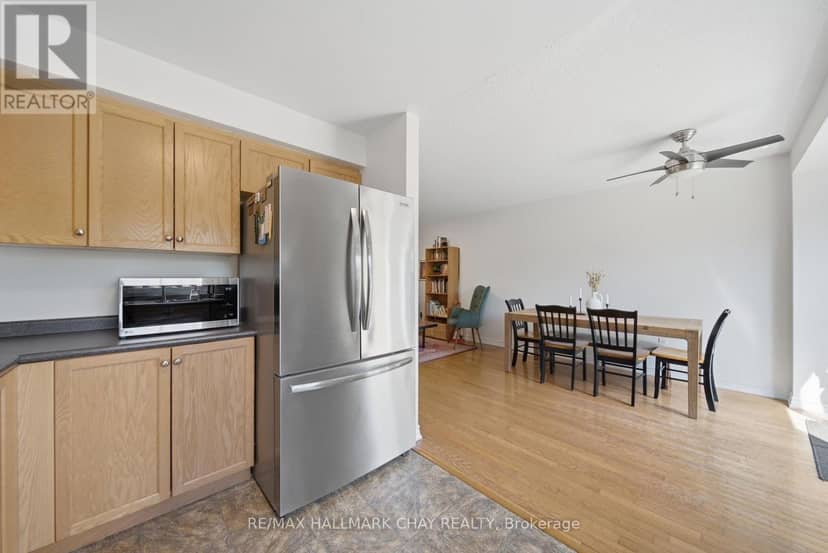 46 Michelle Drive — photo 16 of 40