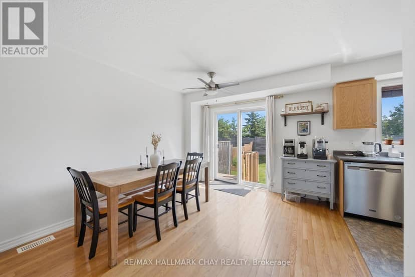 46 Michelle Drive — photo 17 of 40