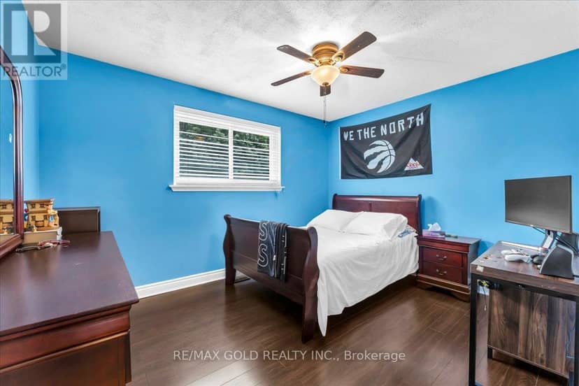 53 Dorchester Drive — photo 22 of 40