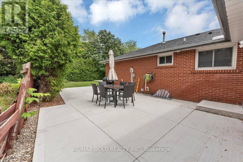 53 Dorchester Drive — photo 40 of 40