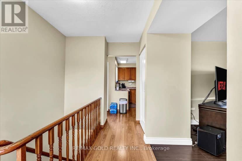 53 Dorchester Drive — photo 7 of 40
