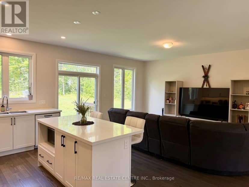 2745 County Road 48 — photo 9 of 31